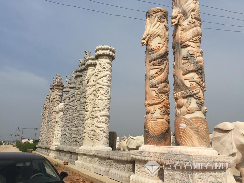 石龙柱 石龙柱