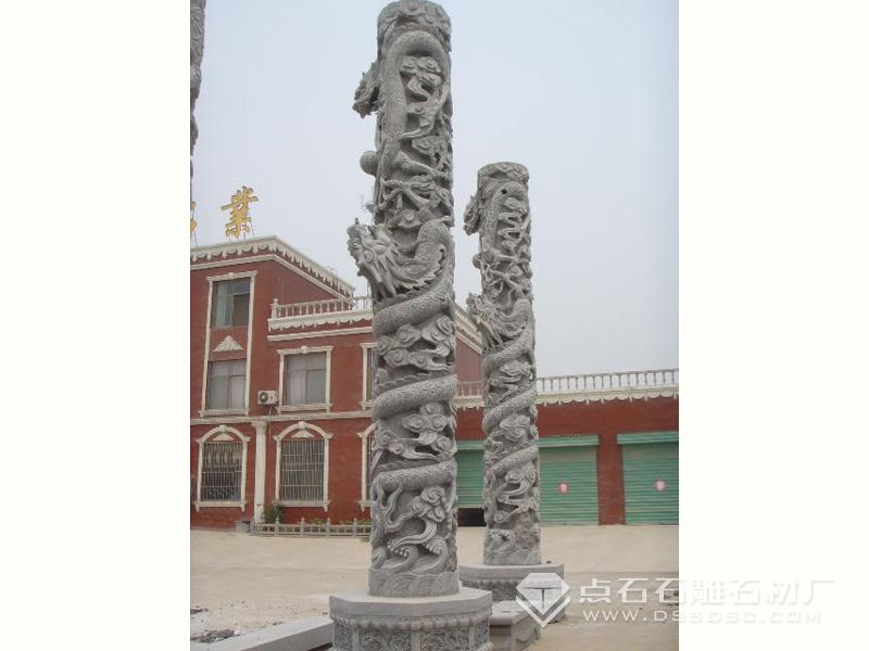 石雕龙柱 石雕龙柱